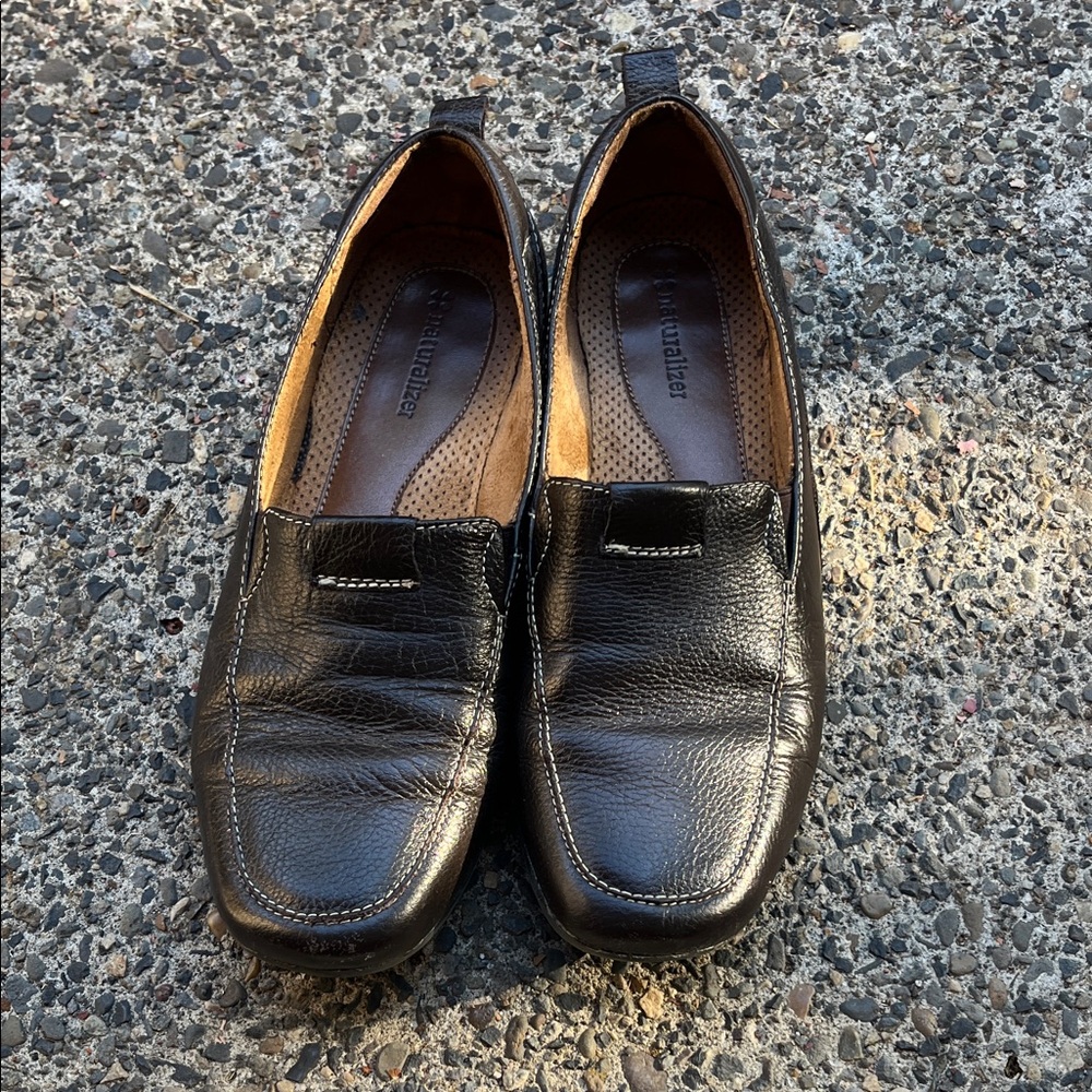 Naturalizer Black Sole Detail